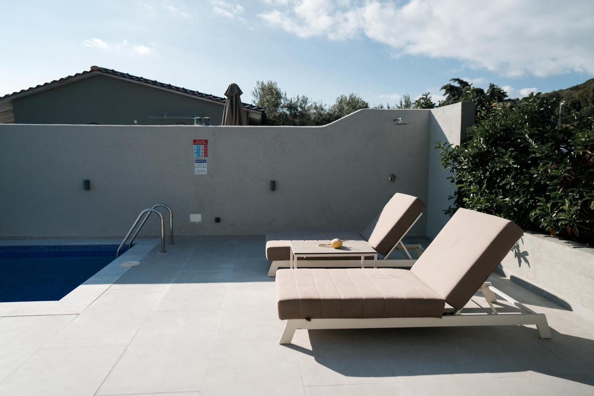 Aegean View Villa Loutra Elevtheron Екстер'єр фото